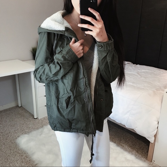 Army Green Sherpa Lined Utility Jacket - Picture 3 of 8